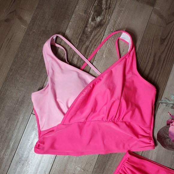 SOLY HUX Women's Plus Size Color Block Swimsuit Ruched High Waist Hot Pink 1XL - Picture 13 of 16